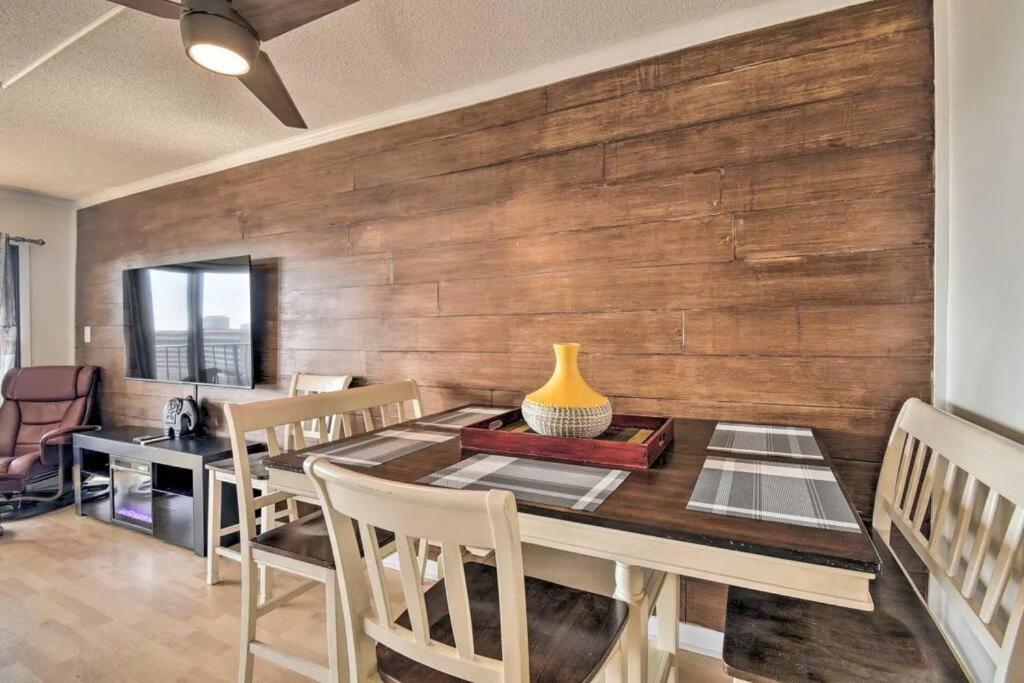 Coastal Escape Penthouse With Ocean Views Διαμέρισμα Μιρτλ Μπιτς Εξωτερικό φωτογραφία